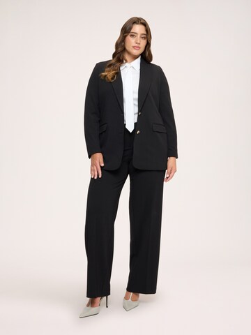 Regular Pantalon Fiorella Rubino en noir