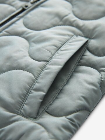 Next Vest in Green