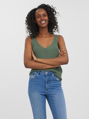VERO MODA Knitted top in Green: front