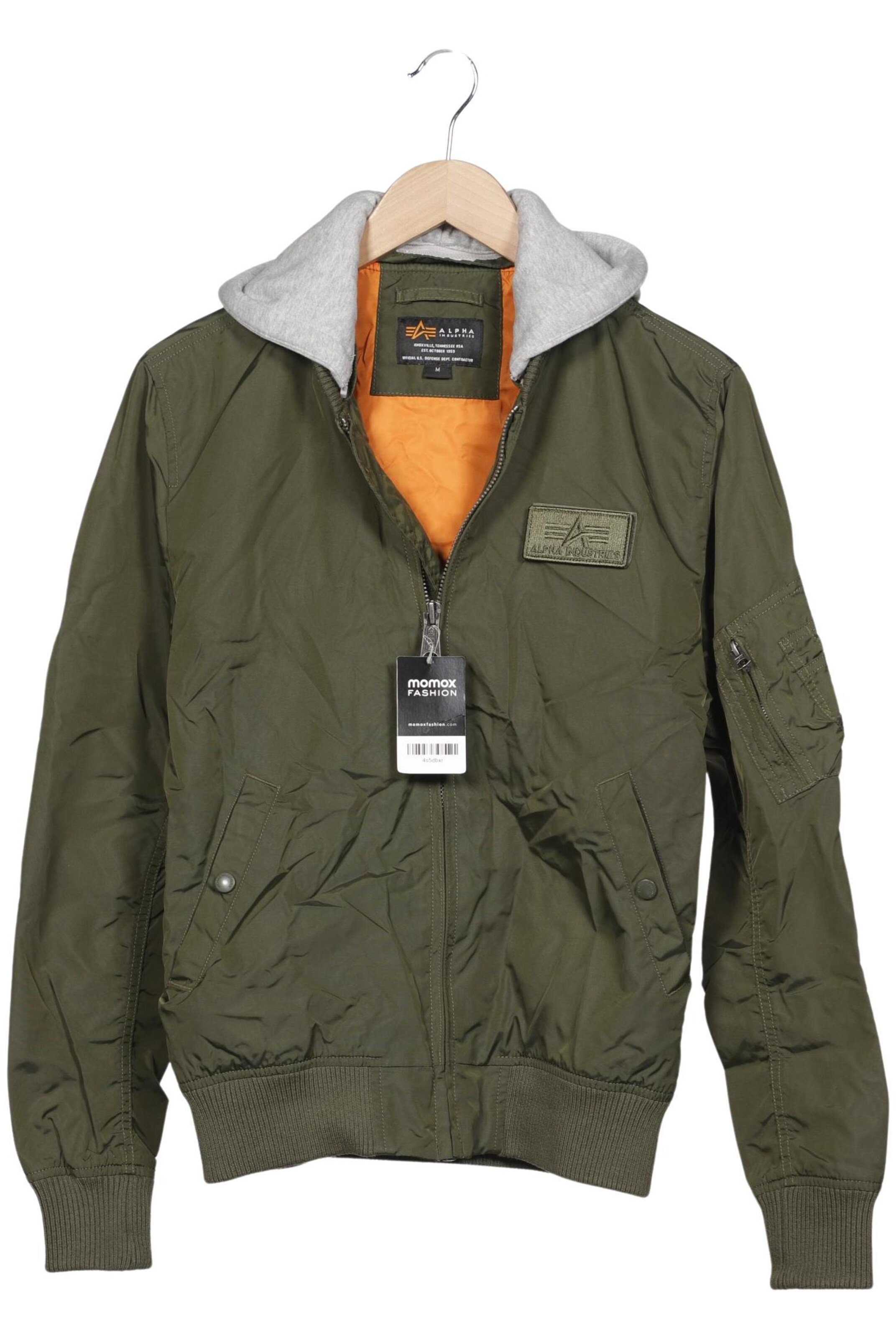ALPHA INDUSTRIES Jacket & Coat in M in Green: front