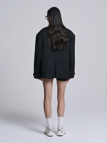 AEMMI - Blazer en negro
