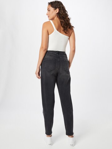 Tapered Jeans 'Sofia' de la LTB pe negru