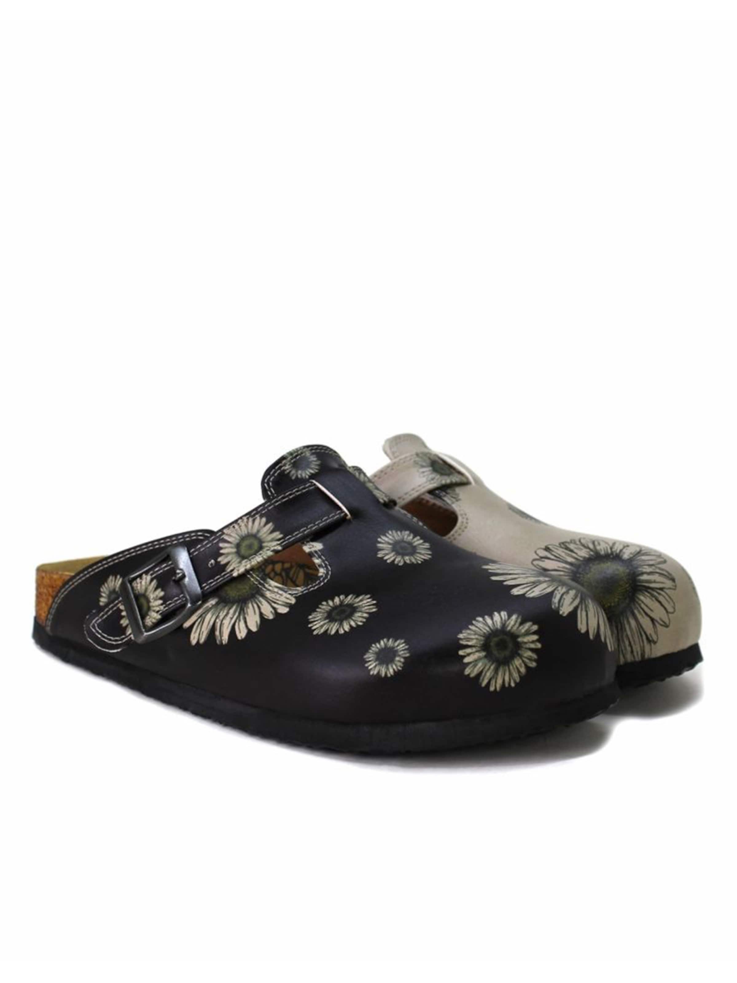 Goby - Zuecos 'Women Calceo Black and Beige Clogs CAL5457 with flower design' en Mezcla de colores