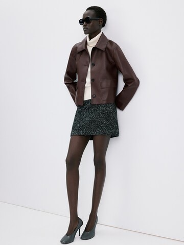 Geacă de primăvară-toamnă 'SABINA' de la MANGO pe roșu