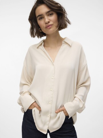 VERO MODA Blouse 'Giselle' in Grijs