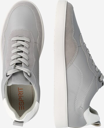 ESPRIT Sneaker in Grau