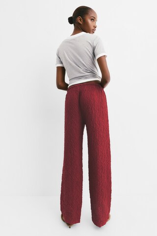 Pull&Bear Loosefit Nadrág - piros