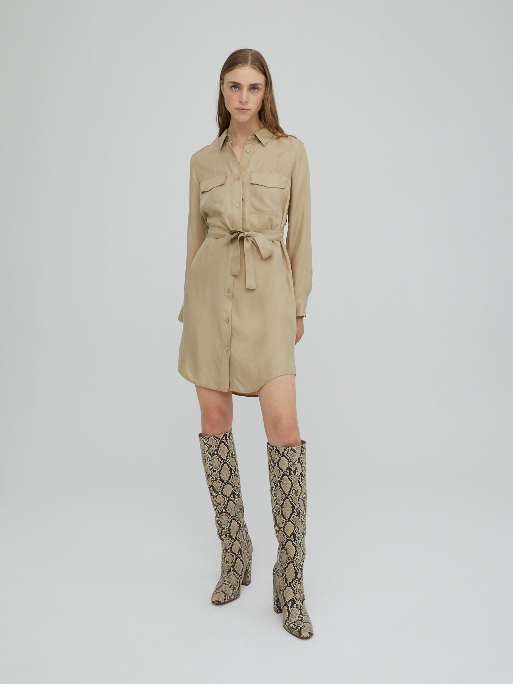 EDITED Productos Vestido camisero 'Farha' beige