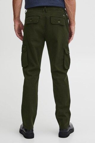 FQ1924 - regular Pantalón cargo 'Harris' en verde