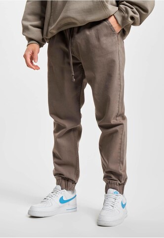 DEF Tapered Cargohose in Braun