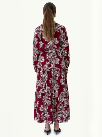 Abito ' Lola ' di TEESHOPPEN in rosso