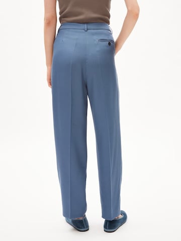 ARMEDANGELS Tapered Hose ' Sandrinaa ' in Blau