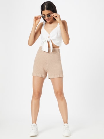 Gina Tricot Slimfit Housut 'Ariel' värissä beige