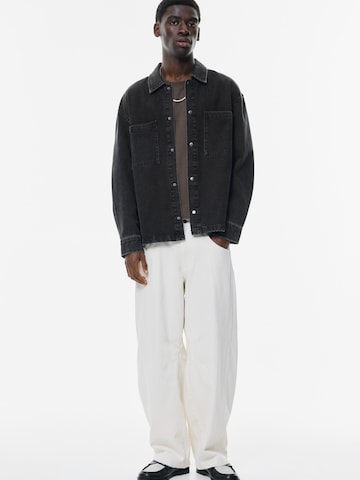 Veste mi-saison Pull&Bear en noir
