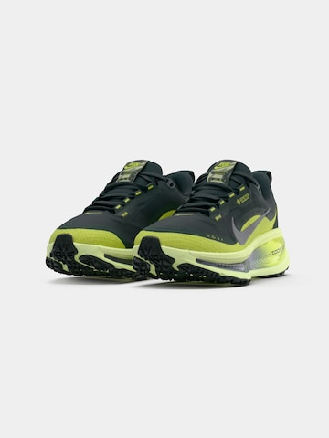 Chaussure de course 'Vomero 18' NIKE en vert