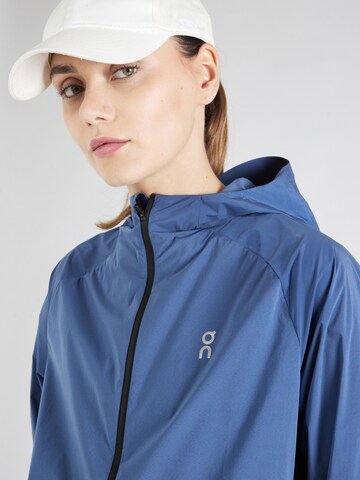 On - Chaqueta deportiva en azul