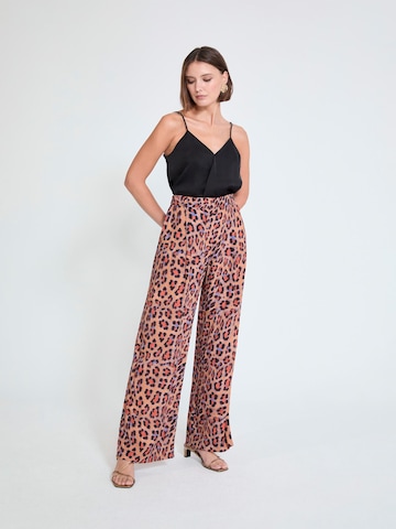 Lola Casademunt - Loosefit Pantalón en marrón