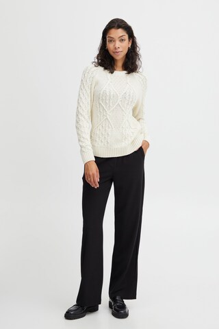 Pull-over 'Olgi' b.young en blanc