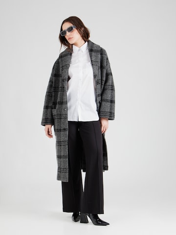 Cappotto di mezza stagione di UNITED COLORS OF BENETTON in grigio