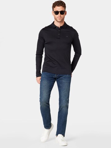 Tricou de la Michael Kors pe negru