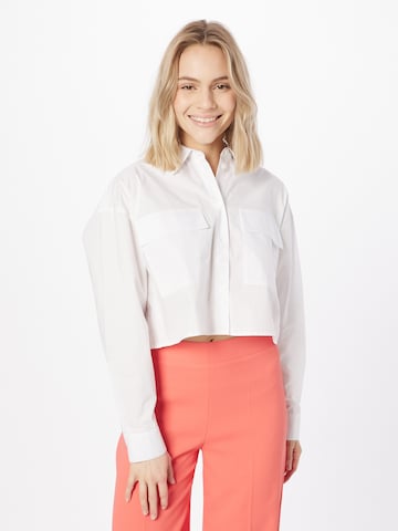 Oval Square Blouse in Wit: voorkant