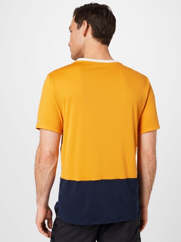 NIKE - Camiseta funcional en amarillo