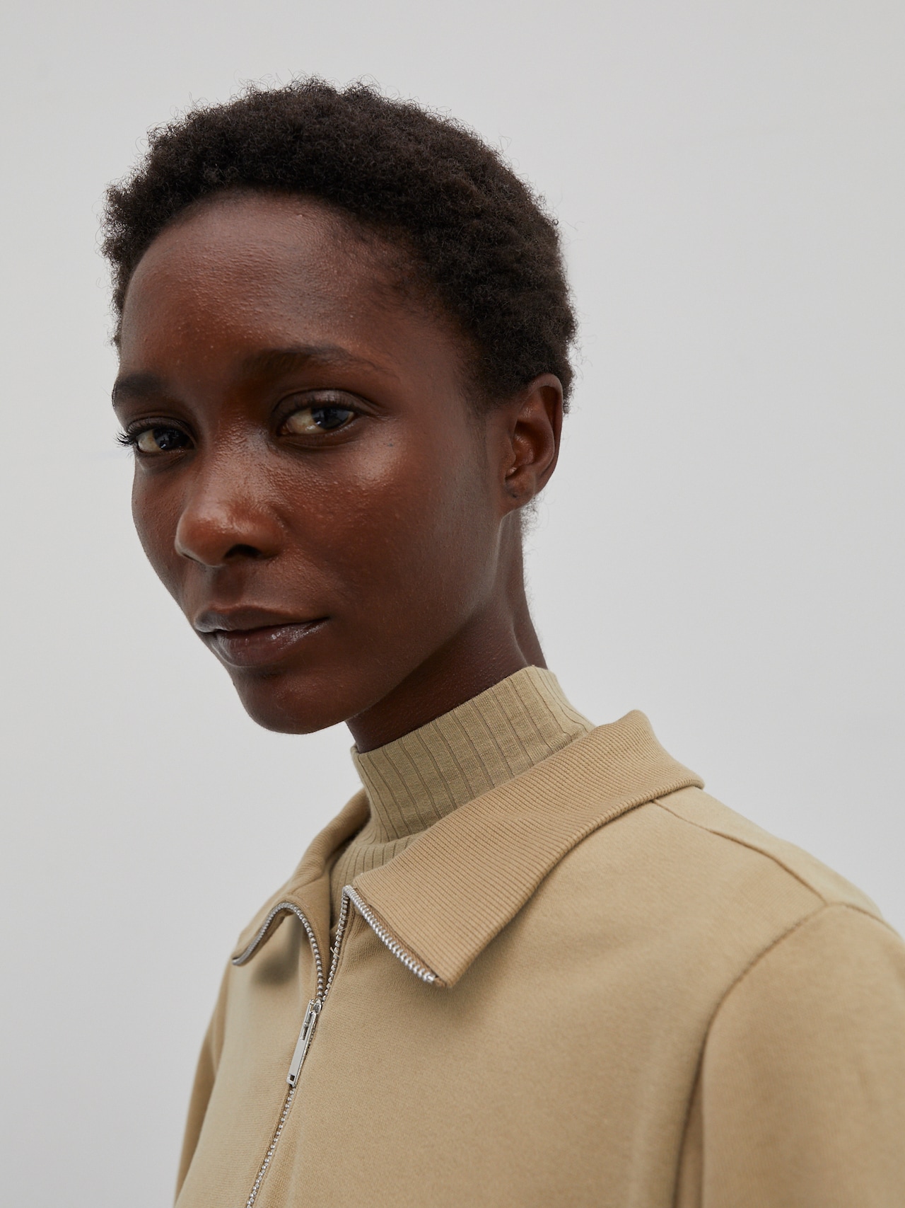 EDITED Producten Jurk 'Glennis' Beige