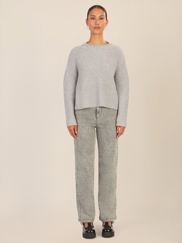 APART Pullover in Grau