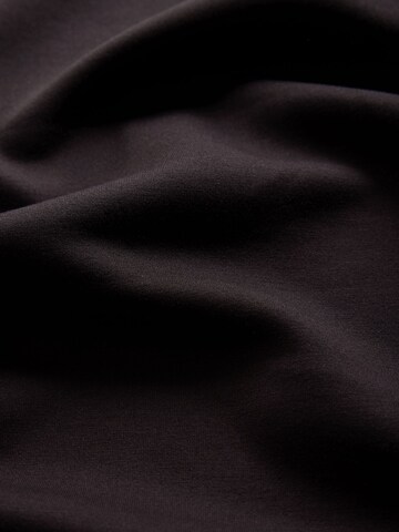 The Set - Camiseta en negro