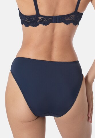 sassa Slip in Blue