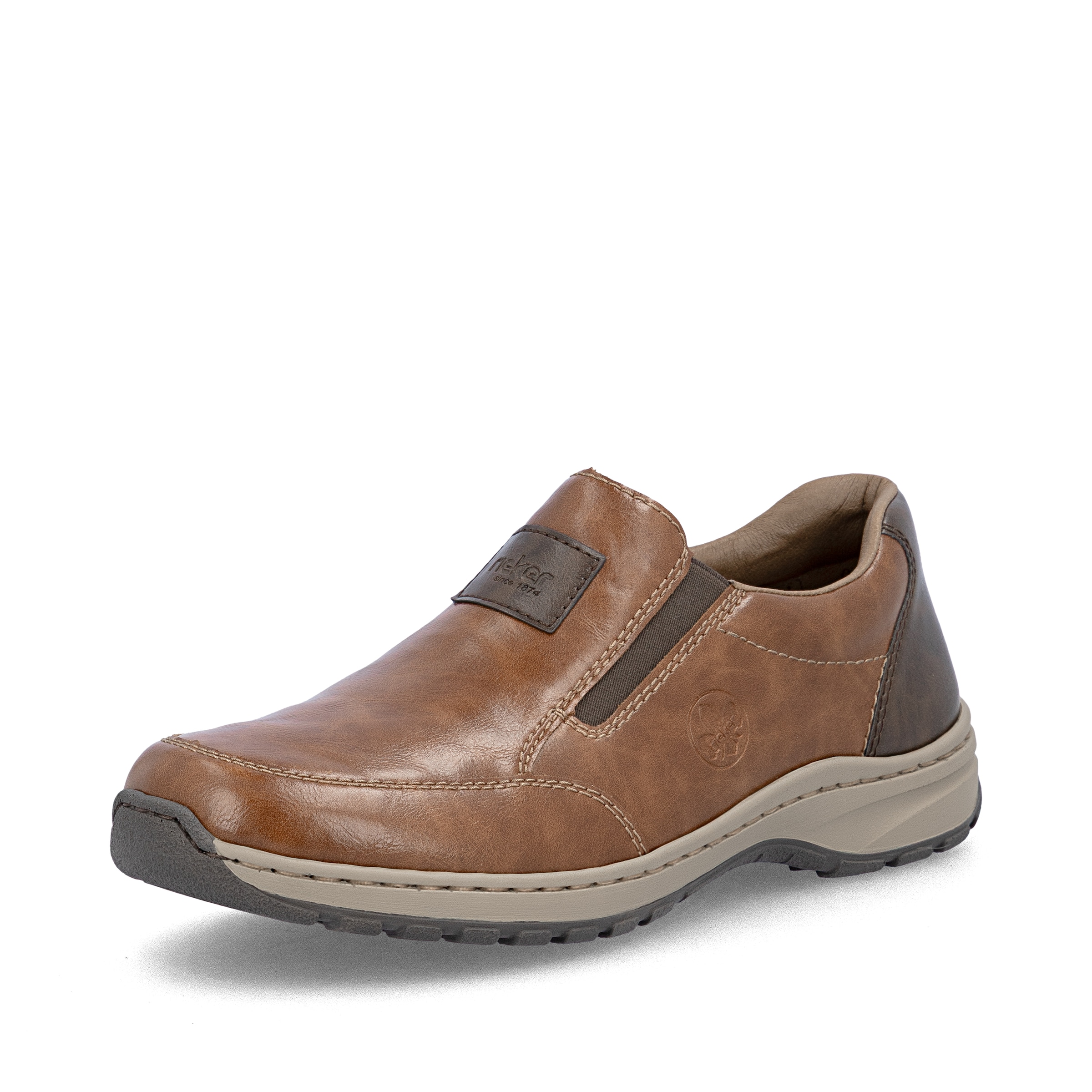 Chaussure basse Rieker en marron : devant