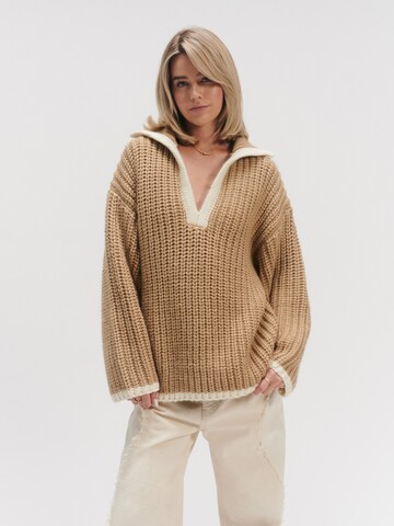 millane Sweater in Brown: front