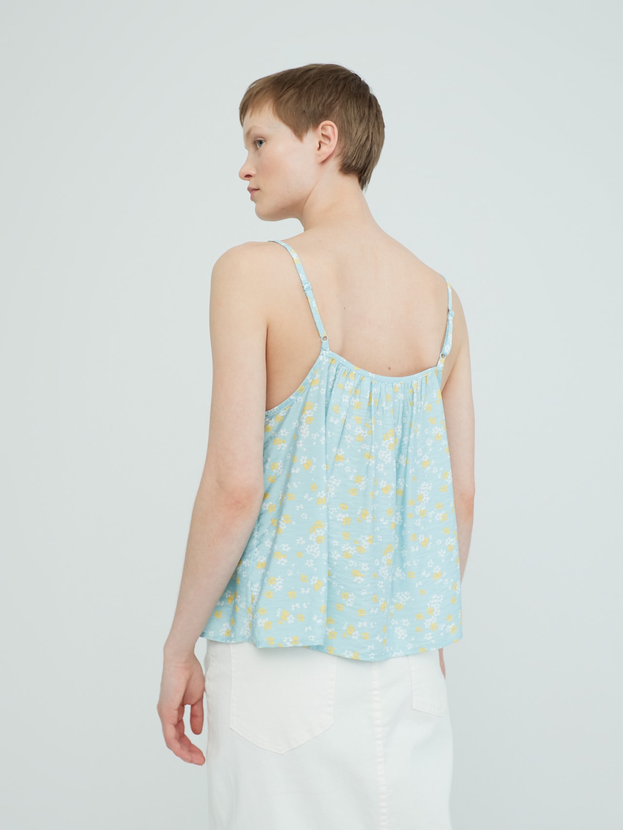 EDITED Top 'NADA' Lichtblauw