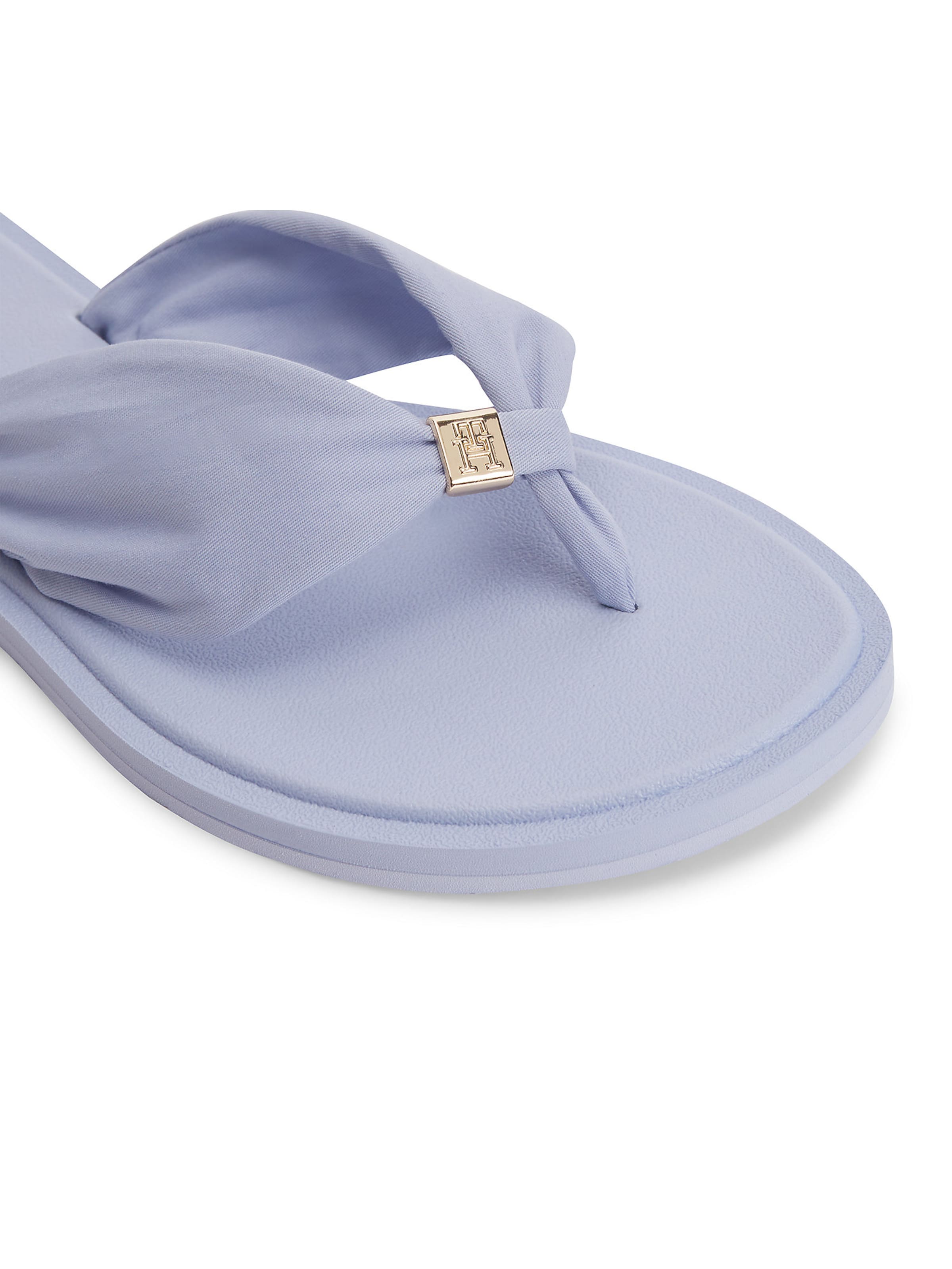 TOMMY HILFIGER T-bar sandals in Blue
