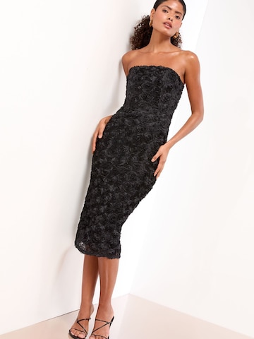 Lipsy Рокля в черно