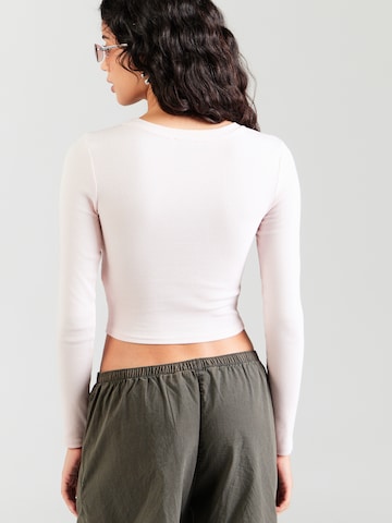 ABOUT YOU Shirt in Brown