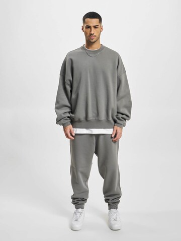 DEF - Sudadera en gris