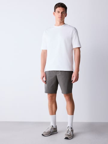 Next Szabványos Cargo nadrágok - szürke