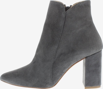 XAVER LUIS Schuhmanufaktur Booties 'VERO - Spitze Stiefelette mit Blockabsatz' in Grey: front