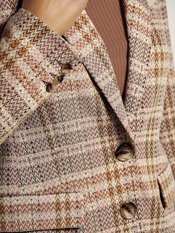 MADELEINE Blazers in Beige