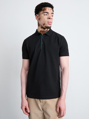 T-Shirt THE NORTH FACE en noir : devant