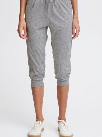 Tapered Pantaloni chino 'ODDA' di Oxmo in grigio