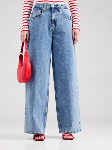 Wide Leg Jean 'CHARLIE' Tommy Jeans en bleu : devant