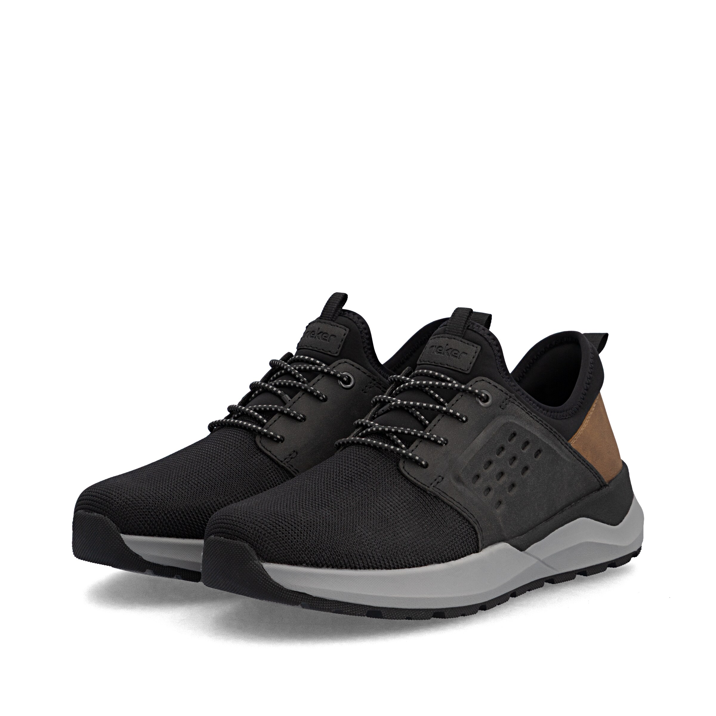 Chaussure de sport à lacets Rieker en noir