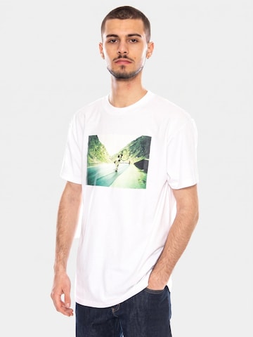 Obey Shirt 'Skateistan' in Wit: voorkant