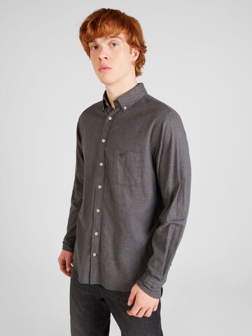 FYNCH-HATTON Regular Fit Skjorte i sort: forside