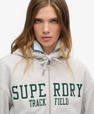 Superdry Sportsweatjacke in Grau