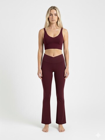 ZUBEK - Acampanado Pantalón tradicional en rojo