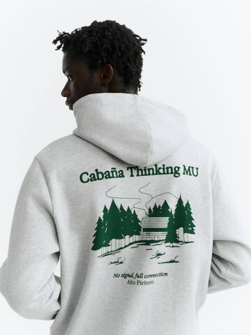 Thinking MU Sweatshirt 'SAUL' in Grijs: terug