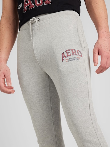 Effilé Pantalon de sport AÉROPOSTALE en gris